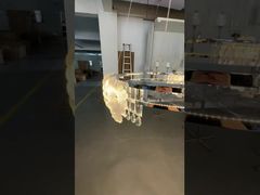 Lustres de grande porte personalizáveis para qualquer estilo de espaço
