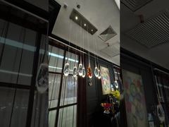 Luminária Pendente Acrílica Dimerizável Dourada Cristal Iluminação Suspensa Lustres de Restaurante Modernos