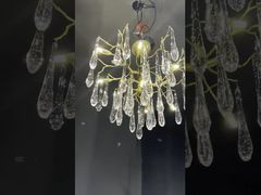 Uma Análise Mais Detalhada: Lustre de Luxo Moderno para Decoração de Casa com Lâmpadas Zhongshan para Cafeteria