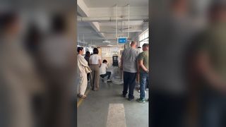 Lustre de escada de cristal de luxo