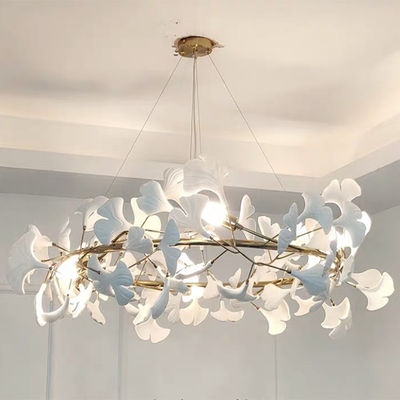 O candelabro cerâmico do pendente da folha da nogueira-do-Japão ilumina a linha suspendida ajustável