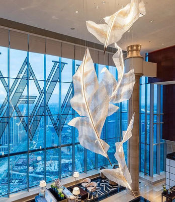 Lâmpada de pendente de folha feita sob medida Lâmpada de candelabro de hall grande Iluminação de decoração de vidro moderna