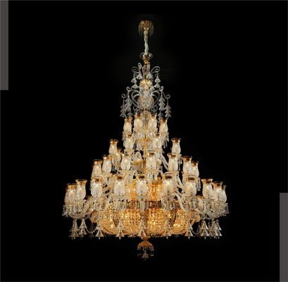 Lobbies de hotéis de luxo Grandes lustres de cristal