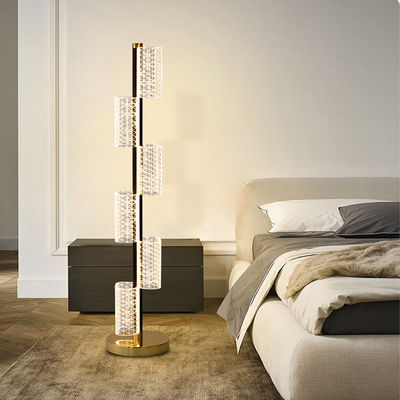 Lâmpada de chão de luxo quarto modelo quarto de estudo sala de estar moda controle remoto online celebridade bar moderno LED lâmpada de chão
