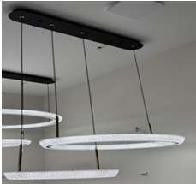 Minimalista Sala de estar Lâmpadas de luxo Luz Atmosfera Sala de jantar Sala de dormir Luz principal Três anéis Combinação de lâmpadas modernas simples