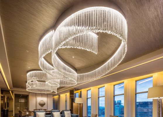 Projeto de hotel de luxo personalizado Sala de banquetes Restaurante Lobby Cristal Rod Led Candelabro de teto