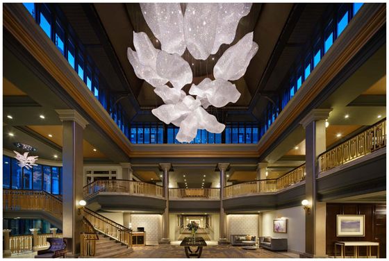 Cristal contemporâneo de design personalizado Flor de lótus grande candelabro Lâmpada de pingente para lobby do hotel