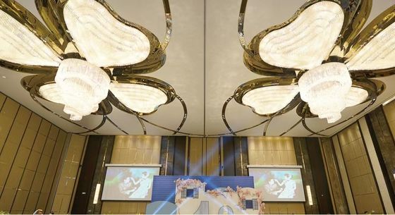 Decoração de Interiores Trevo de Quatro Folhas Forma Shopping Hotel Palco Luxuoso Lobby Cristal Led Lustre Luz de Teto