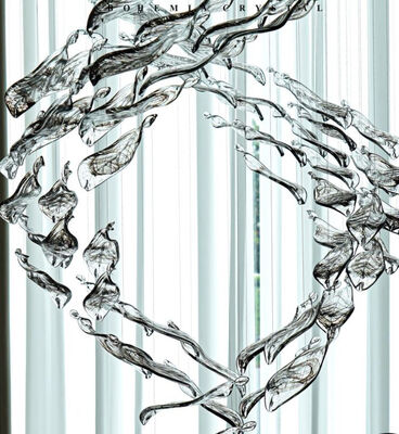 Decoração de lâmpada de cristal personalizada de engenharia de salão de banquetes de vila de lobby de hotel criativo, acessórios de folha de vidro em espiral